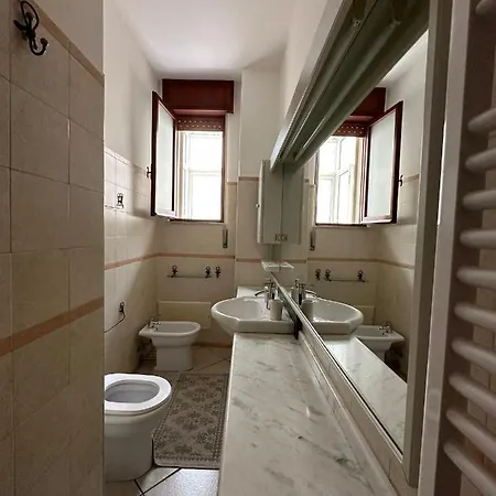 Cavalieri Del Corso Apartment *